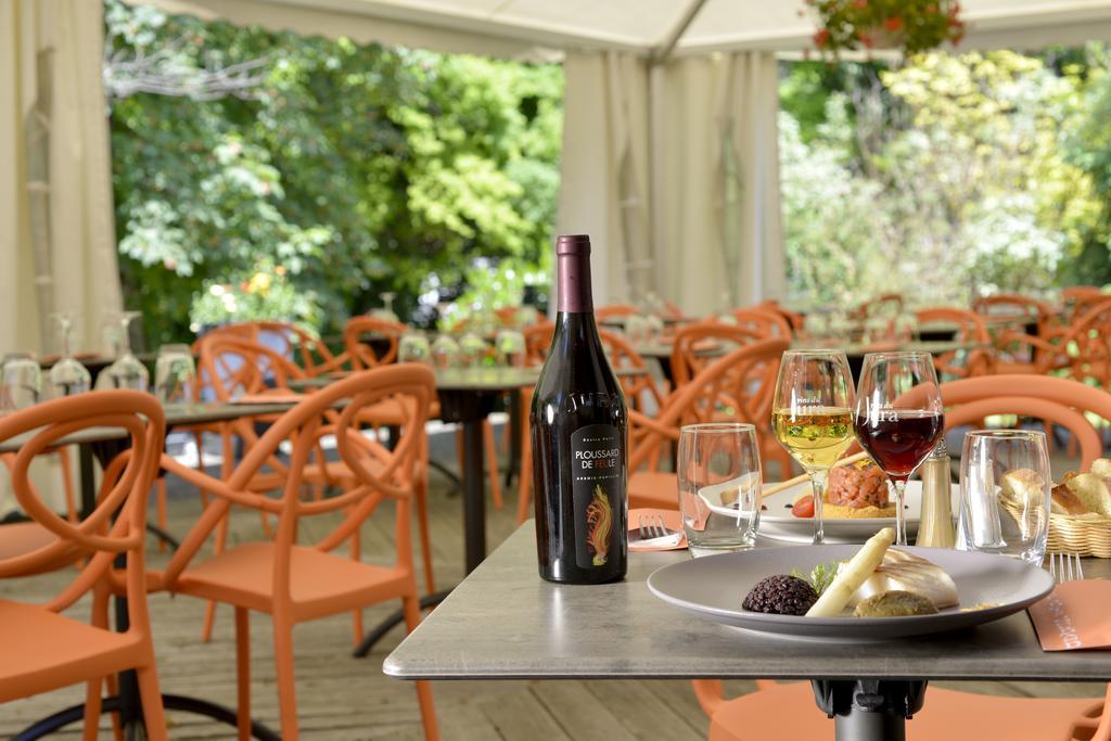 שאמפניול Le Bois Dormant-Hotel Restaurant & Spa Logis Hotel מראה חיצוני תמונה